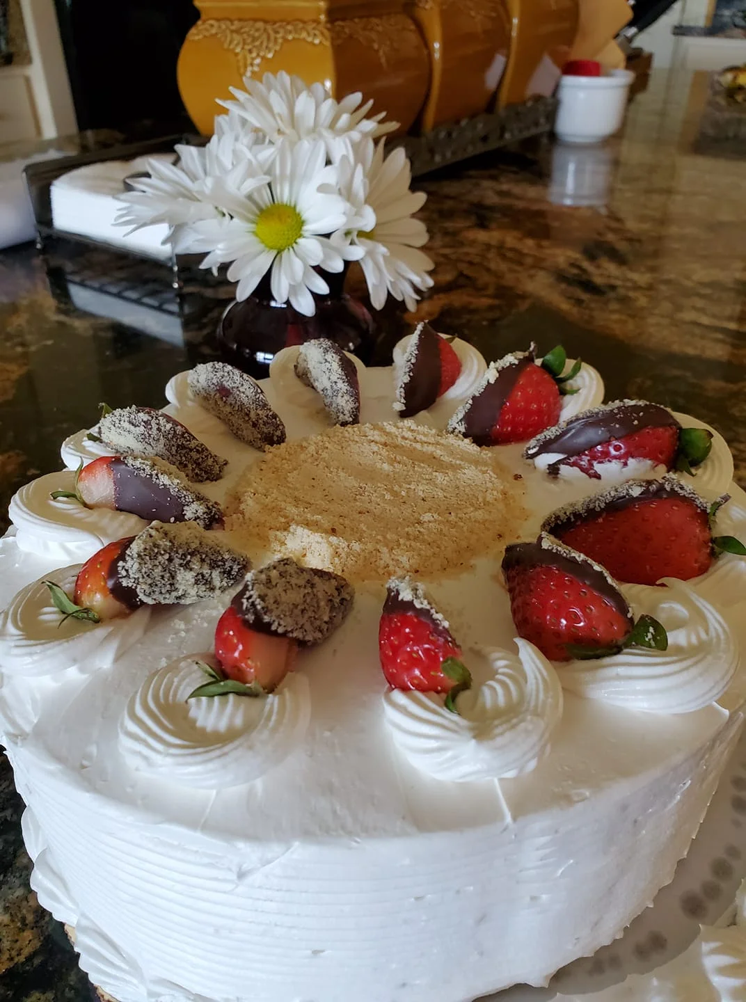 Cake Chocolate with Strawberries